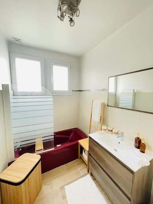 Superbe Appartement Avec Salle De Jeux Vaux-lès-Saint-Claude Exterior foto