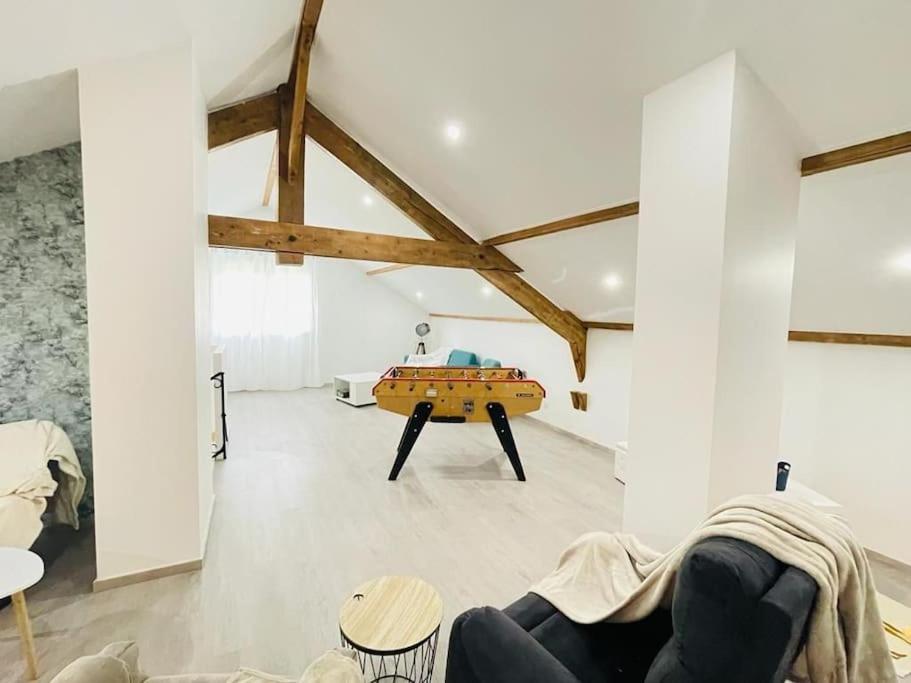 Superbe Appartement Avec Salle De Jeux Vaux-lès-Saint-Claude Exterior foto
